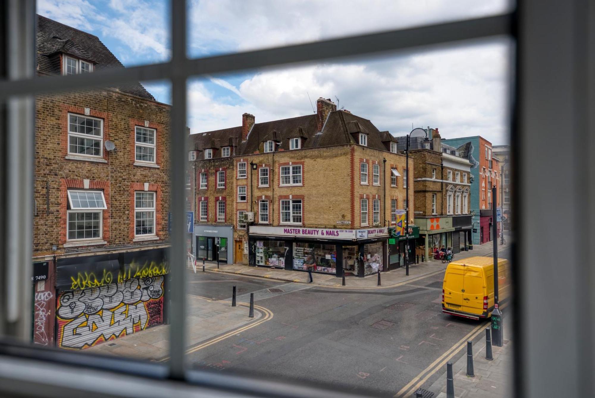 Chic 2 Bedroom Apartment Near Liverpool Street By Gold Stays Londra Exterior foto