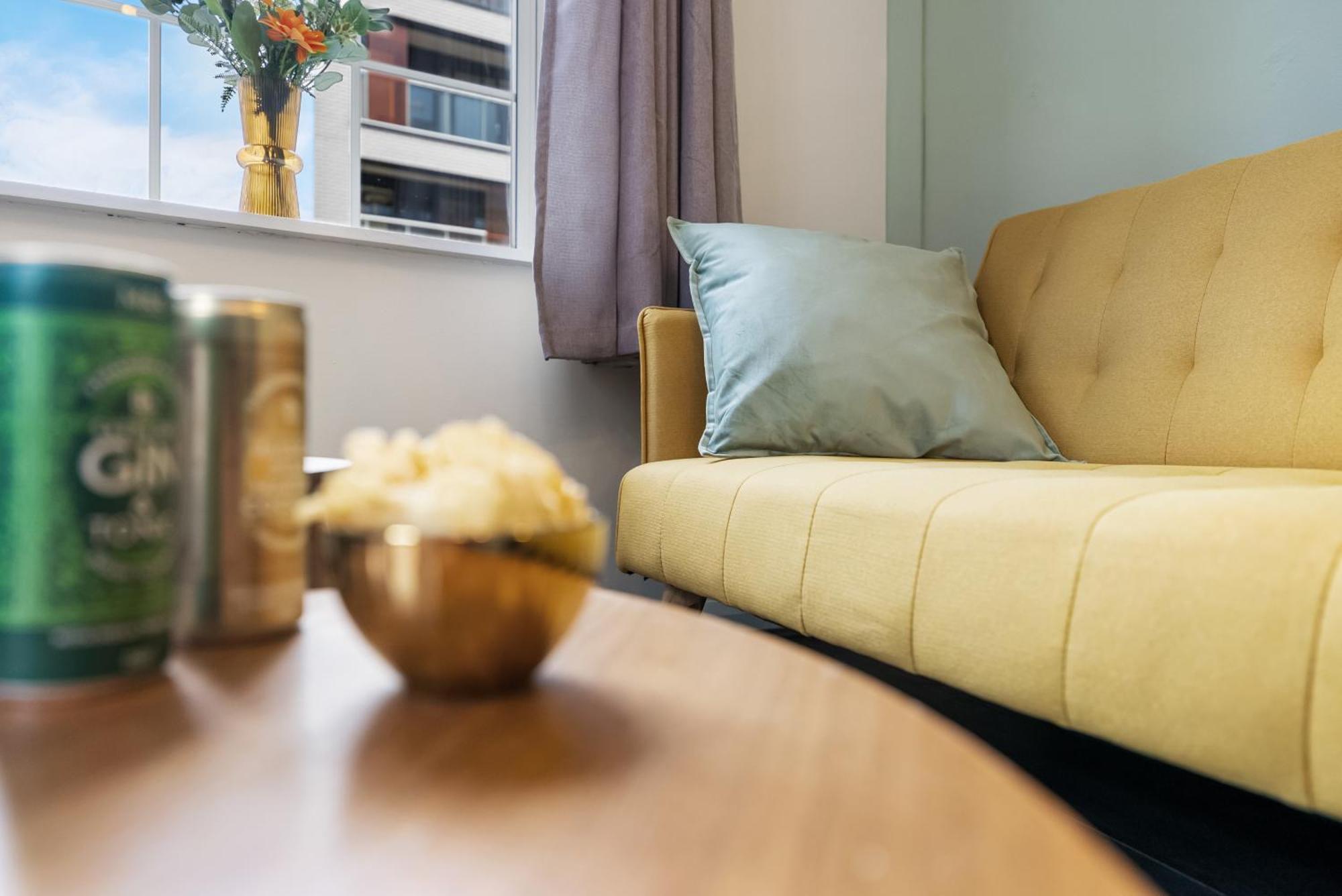 Chic 2 Bedroom Apartment Near Liverpool Street By Gold Stays Londra Exterior foto