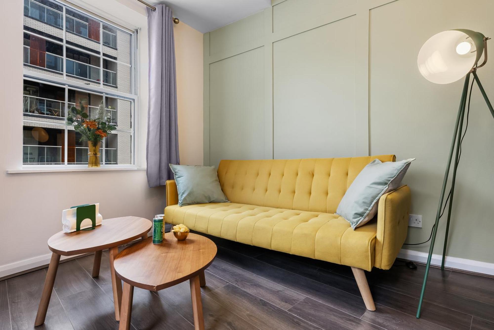 Chic 2 Bedroom Apartment Near Liverpool Street By Gold Stays Londra Exterior foto